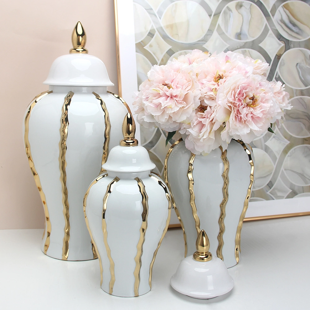 J200 Luxury Indoor Ornament Ceramic Vase Wholesale Home Decor Gold and White Ginger Jar with Lid